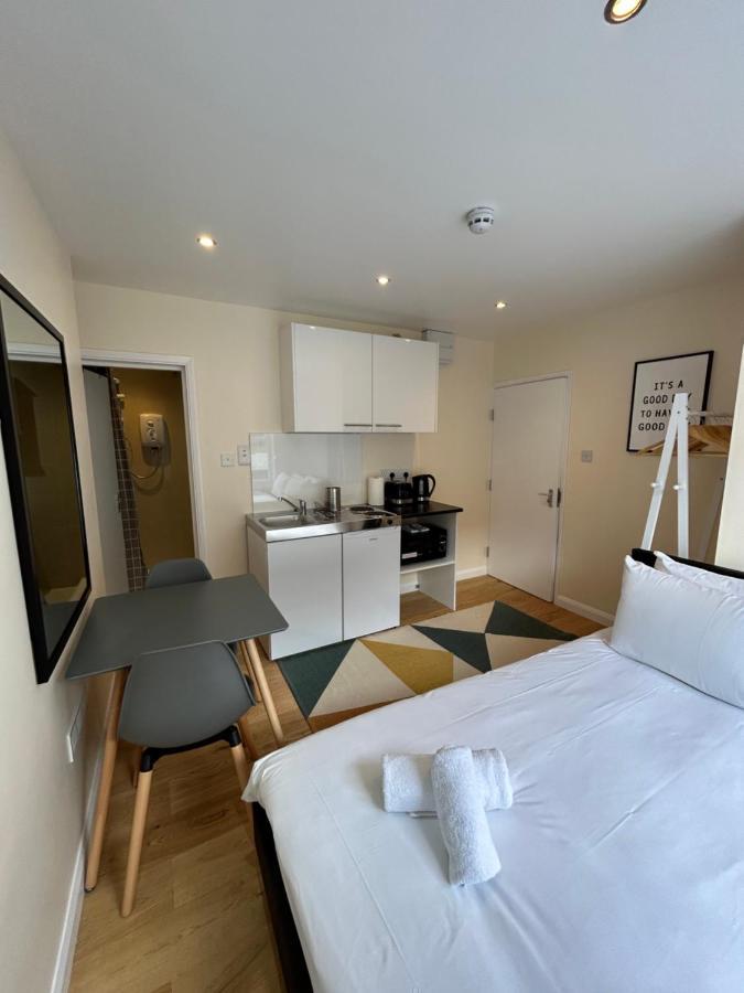 Apartment Flat 1, 128a Belsize Road Nw6 4bg *