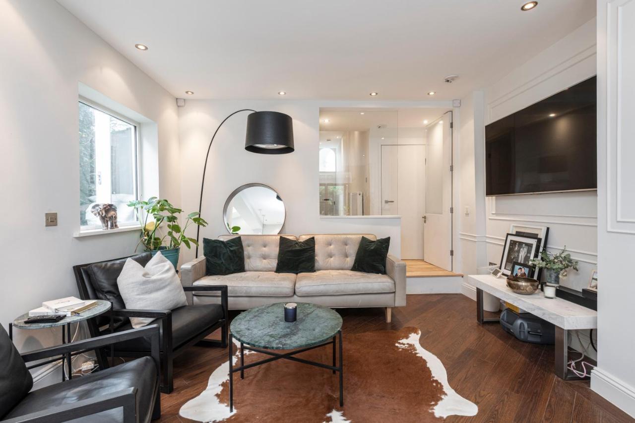 Apartment Orlando Road London
