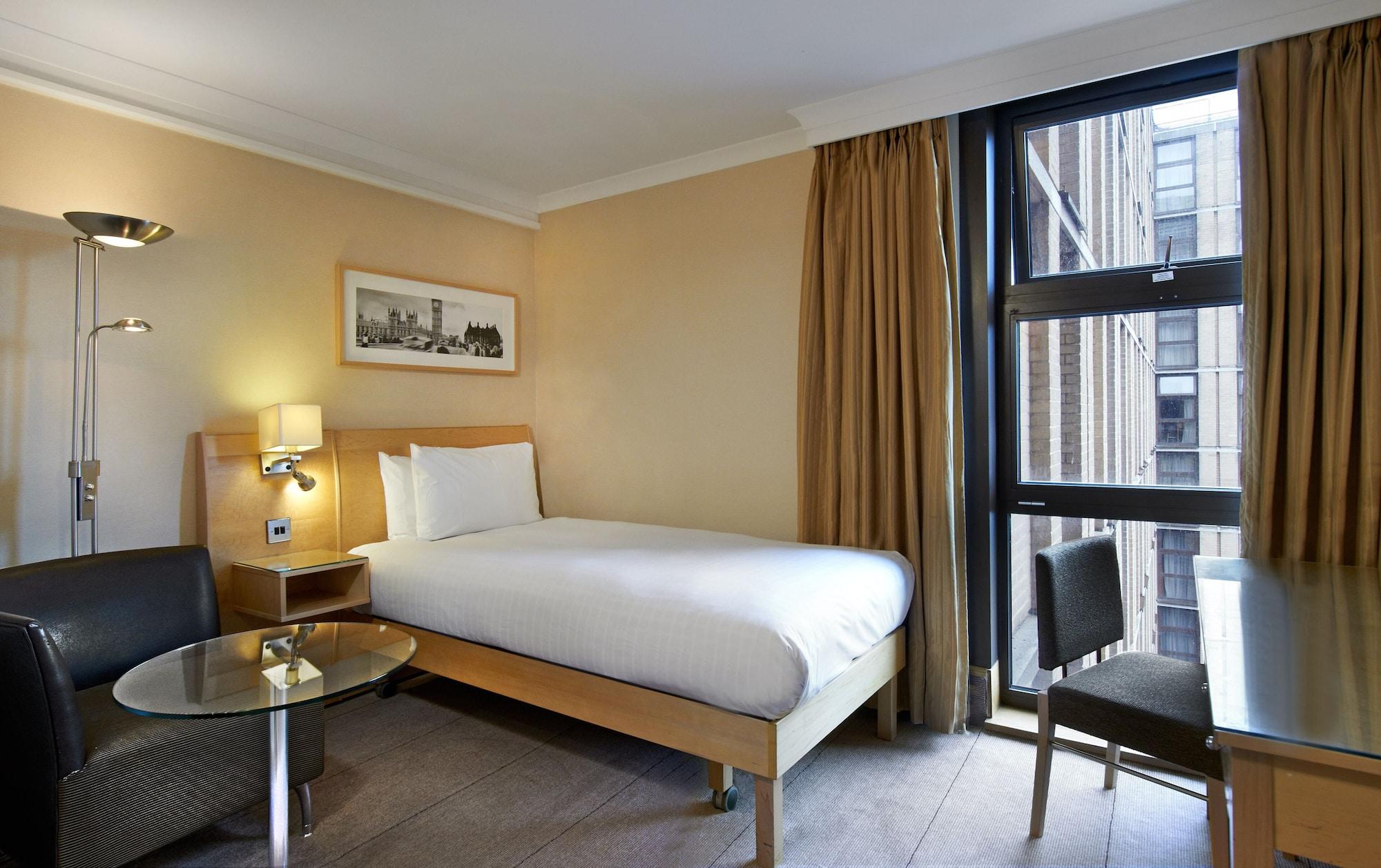 Hilton Kensington Hotel