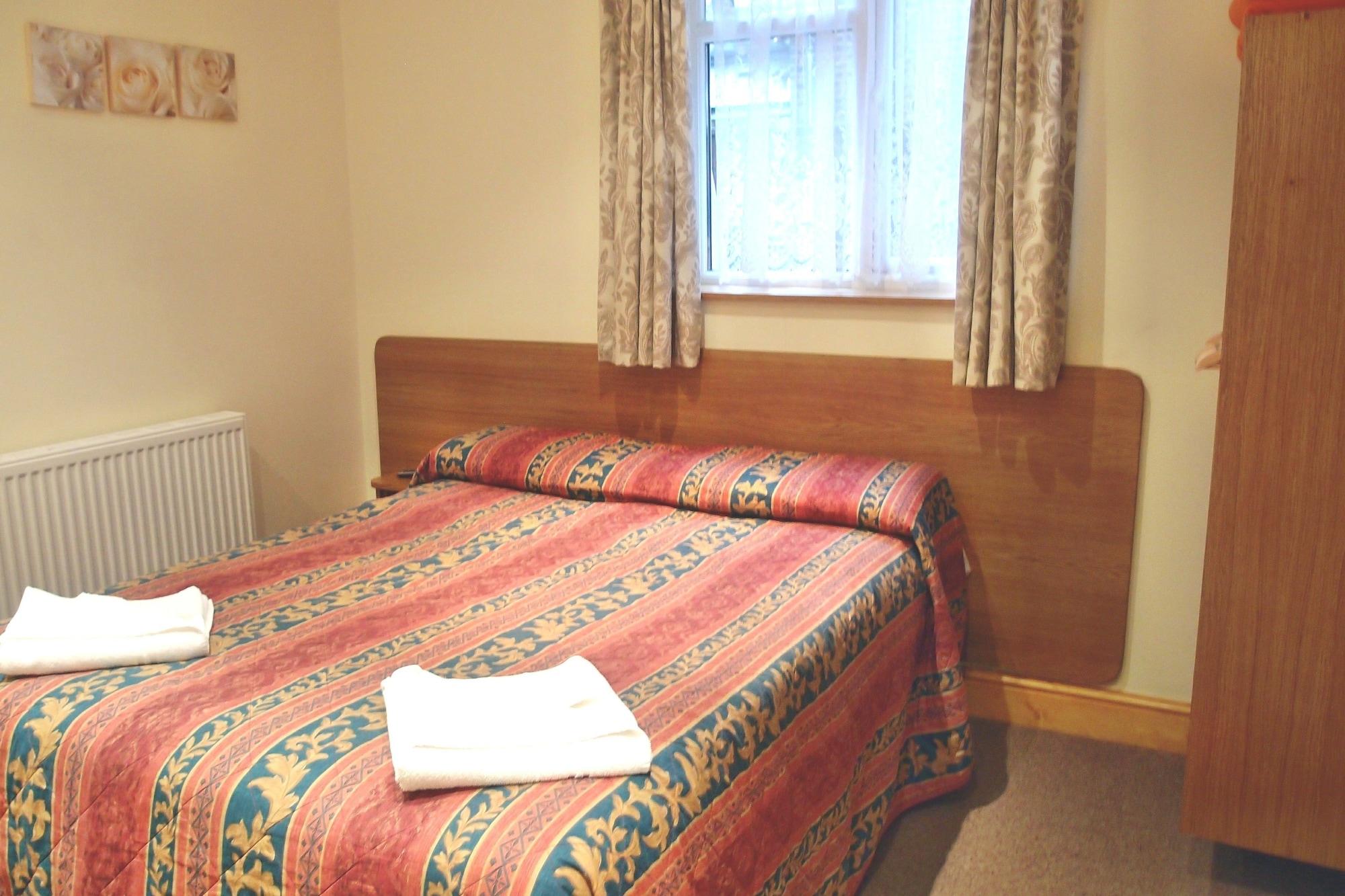65 Hotel Londres