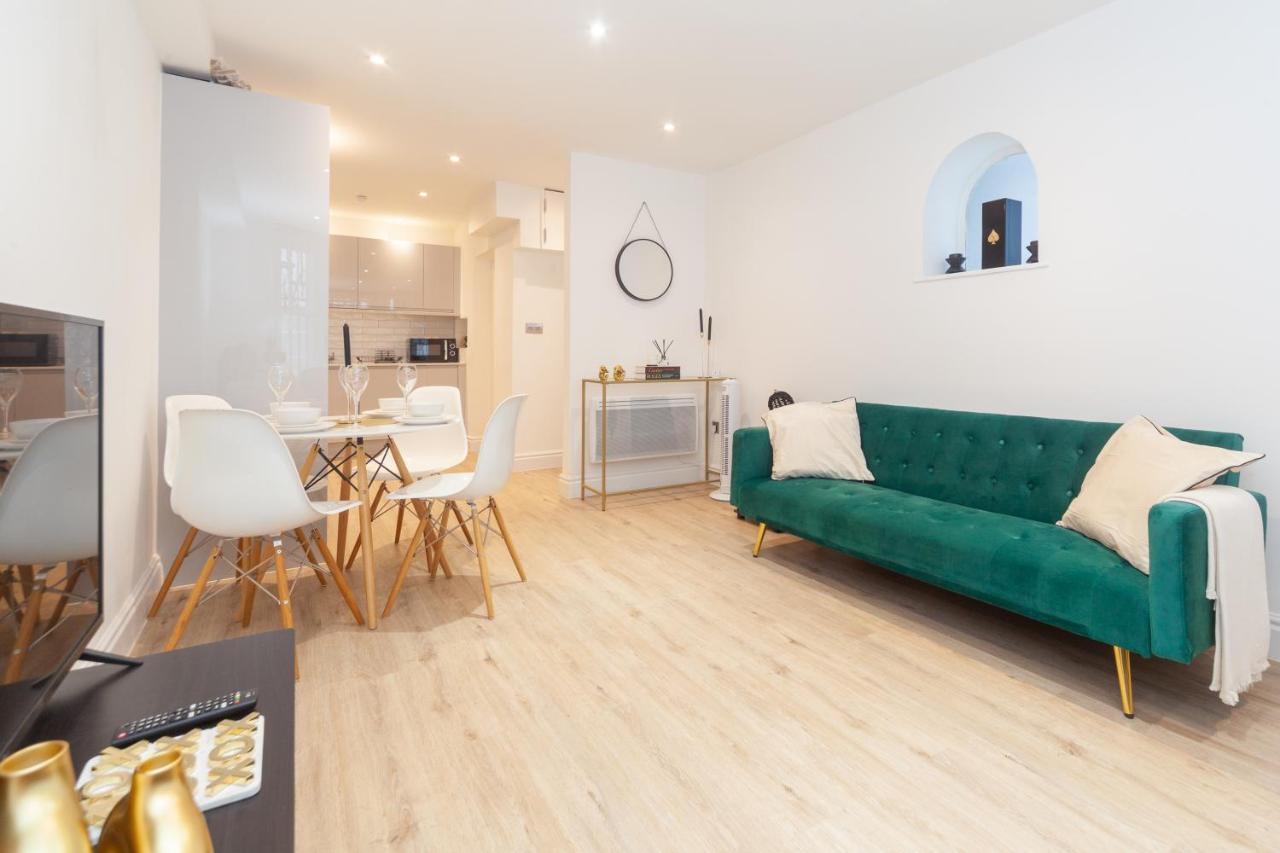Apartment Kensington Luxury Flat With Patio *