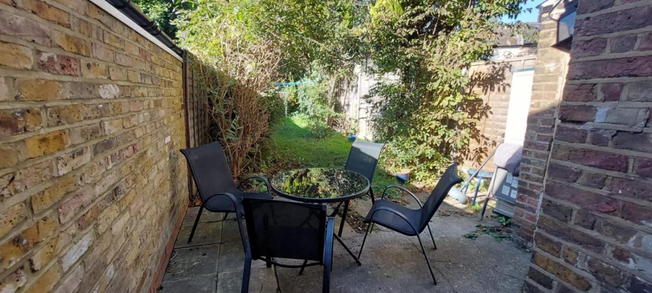 3 Bedroom House Ealing * London