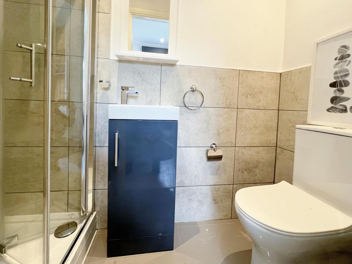 Hospedagem domiciliar Minet Gardens - Modern Centrally Located - 5 *