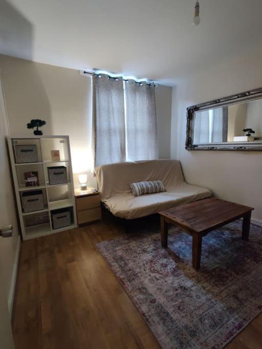 Simply Shoreditch 1 Bed Space