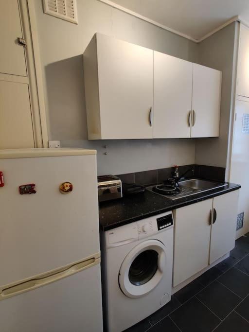 Simply Shoreditch 1 Bed Space Apartment
