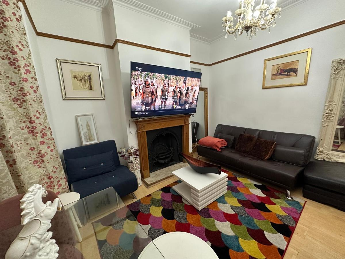 Apartment 4 Double Bed Family 15 Mins From Central Ldn *