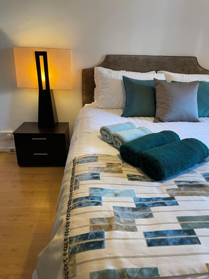 Very Flat In Close To Stockwell Station Apartment *