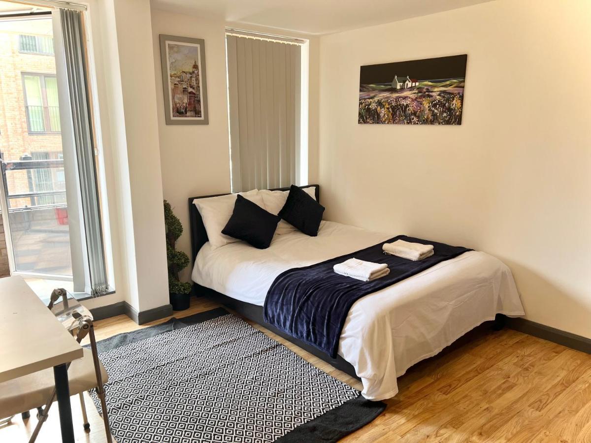 White Chapel Holiday 2 Bedroom * London