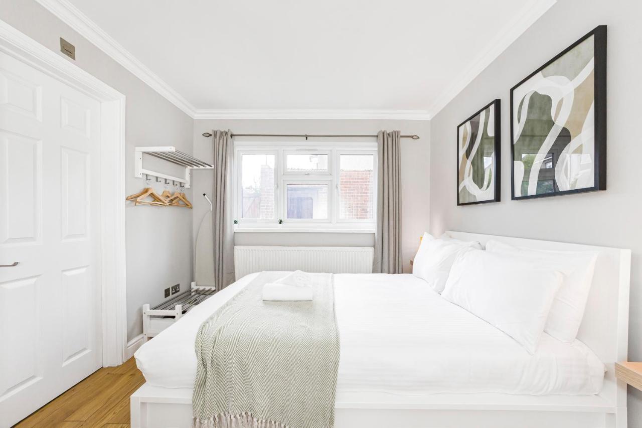 Gasthof Rose Terrace London