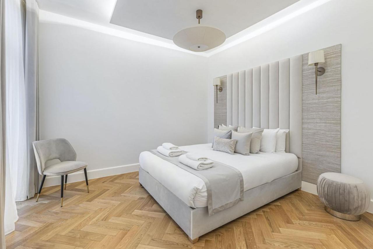 Wimpole Mews House 4 Bed * London