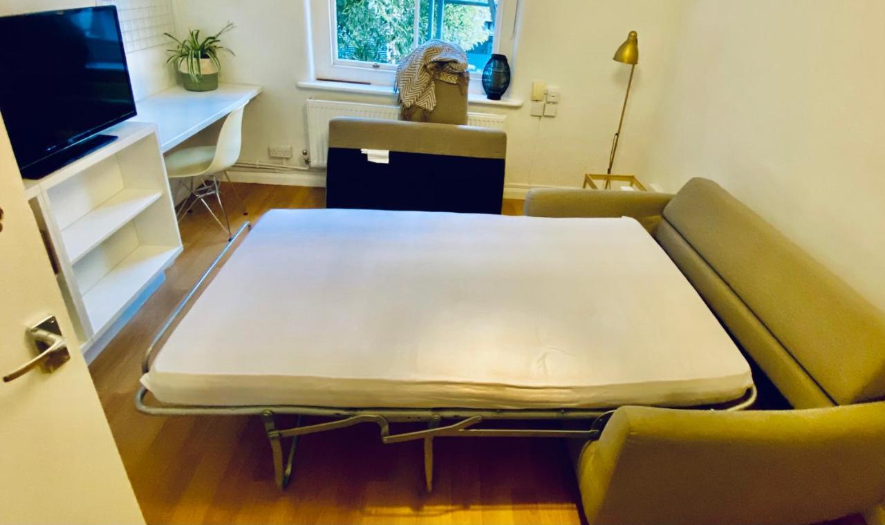 Apartment Cosy Flat In London