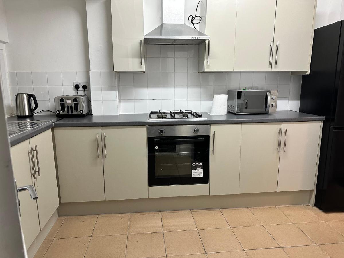 3 Bedroom House With Garden In Tottenham Ferienhaus *