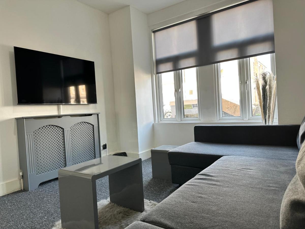 Ferienhaus 3 Bedroom House With Garden In Tottenham London