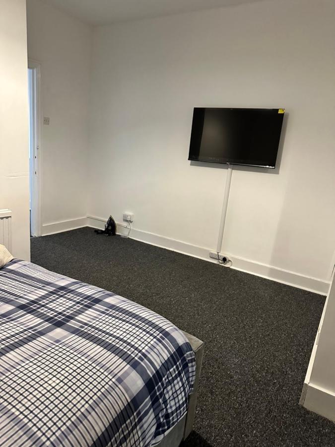 3 Bedroom House With Garden In Tottenham Ferienhaus *