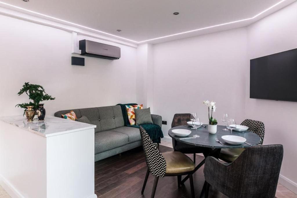 Fitzrovia 4 Apartment *