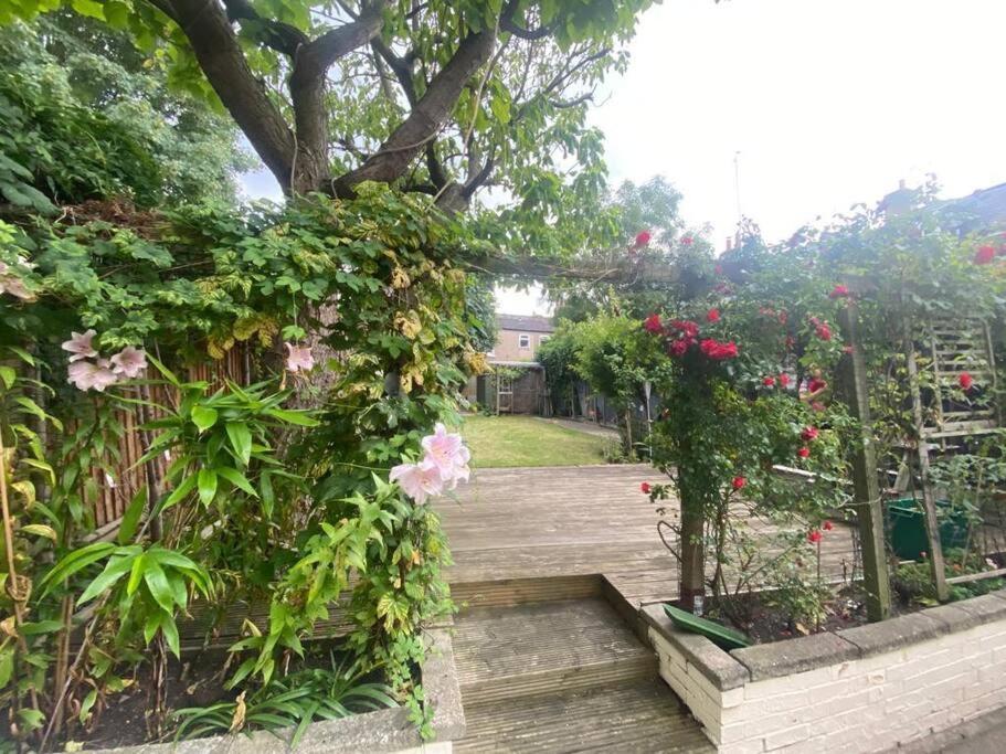 Elegant Flat In A Fantastic Area Holiday home London
