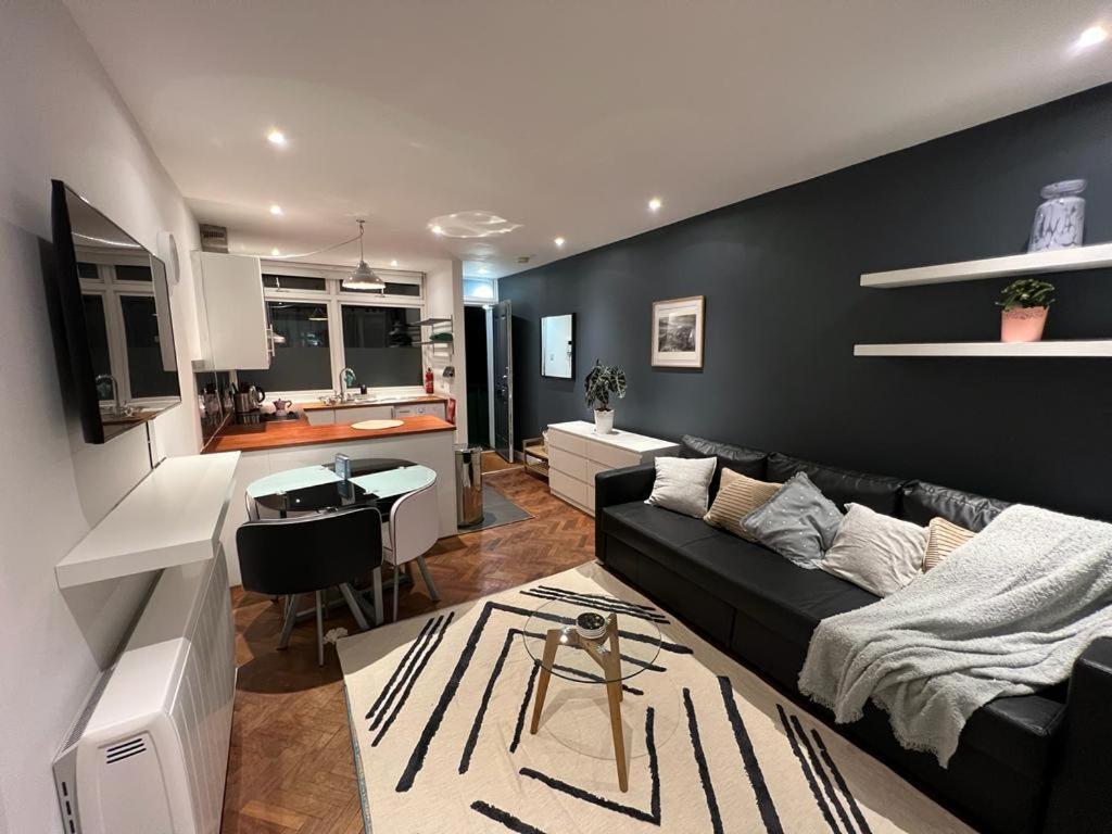 Chic Flat In Sw6 Apartment