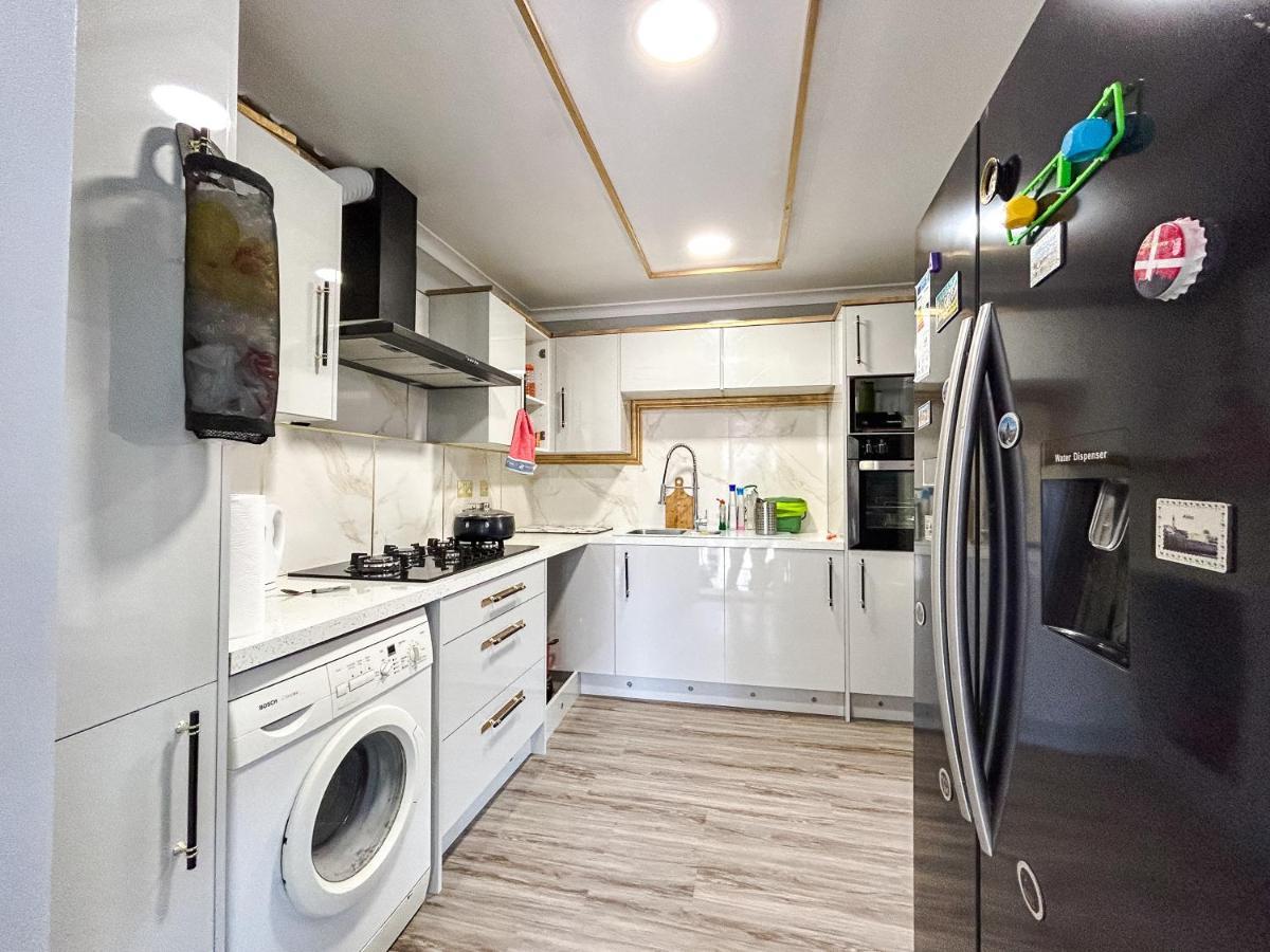 Spacious Double Bedroom In Shooters Hill