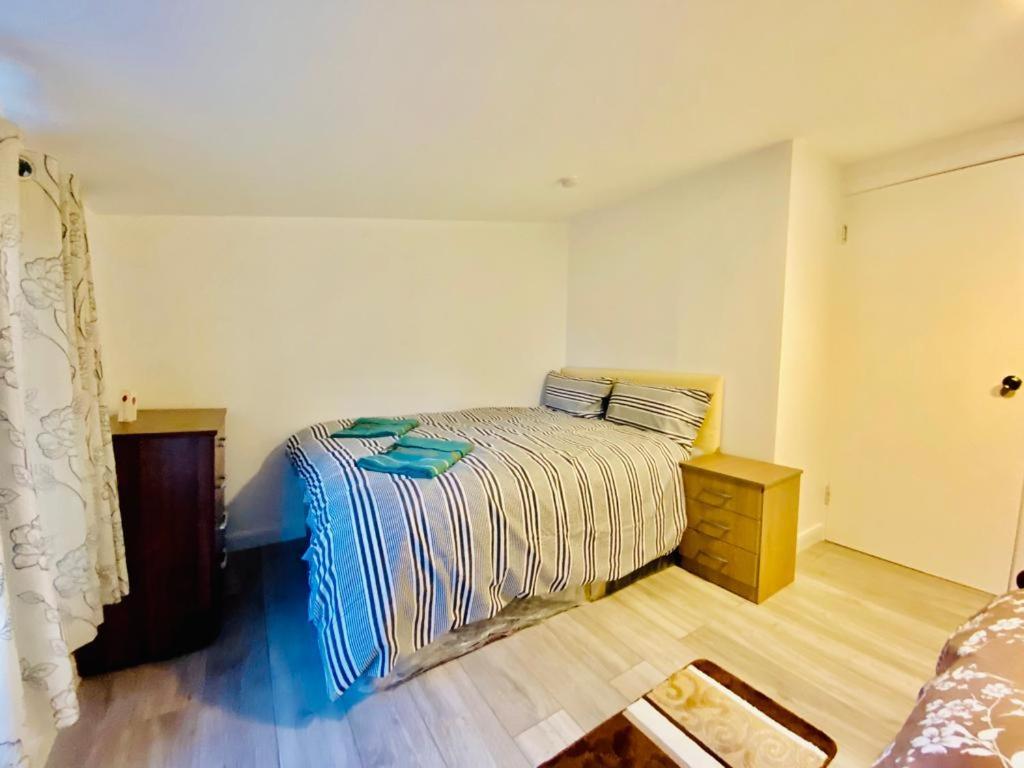 One Bed Flat Near Wembley Stadium Apartment London