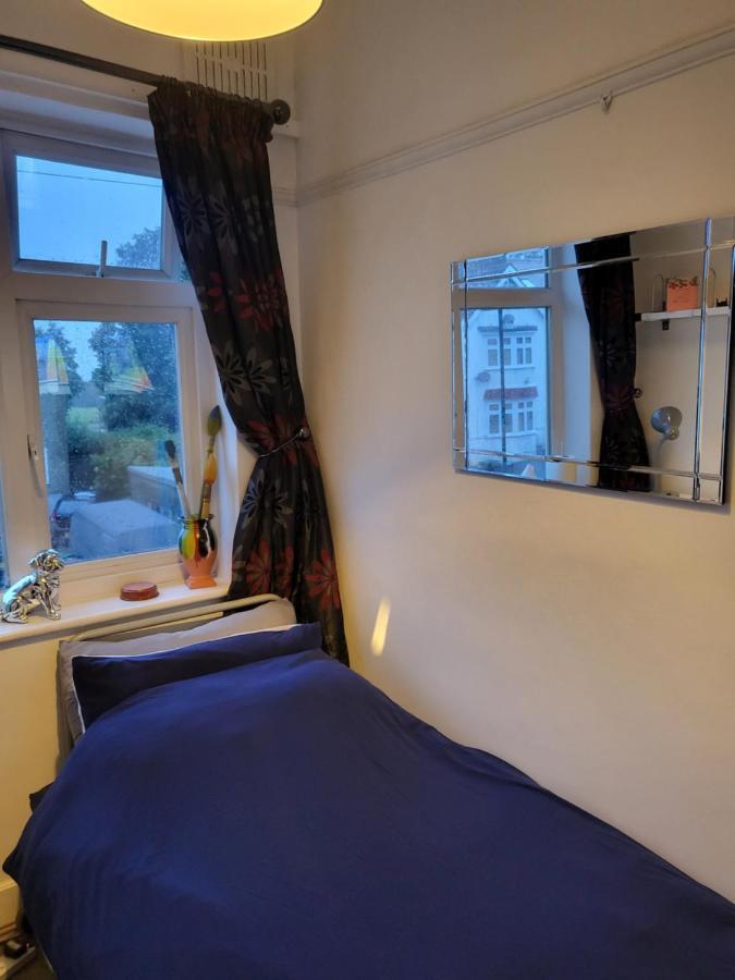 Privatunterkunft Very Bright & Cosy Little Bedroom *
