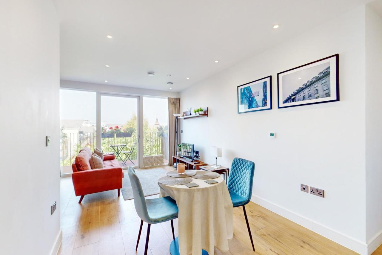 Splendid 1bd Flat With A Terrace In Maida Hill