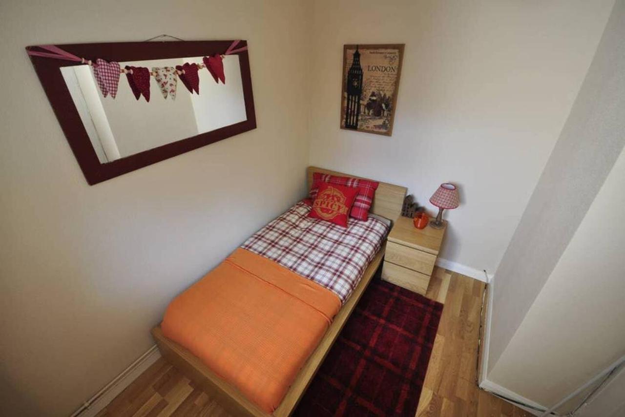 Apartment 5 Sleeper Close To Old Street/ Shoreditch *