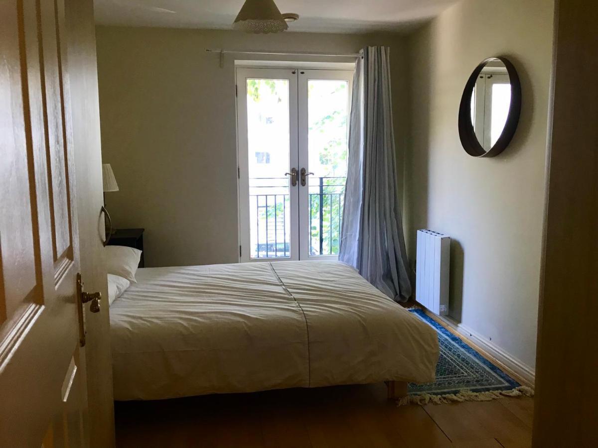 Key & Flowers - Kensington 2 Apartment