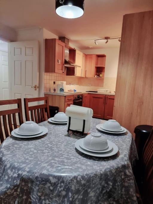 Entire In East E3 Near Bromley By Bow Station Londres