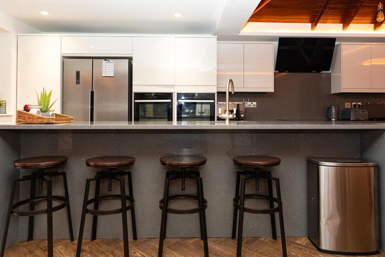 Ferienhaus Bonneville House, Private Jacuzzi And Modern Interior London