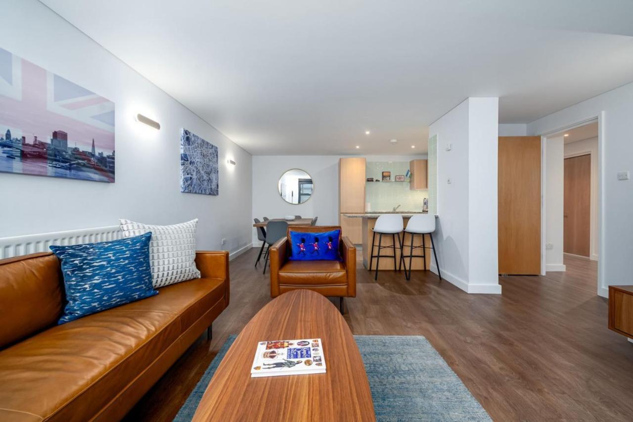 Modern & Spacious 2 Bedroom In Apartment