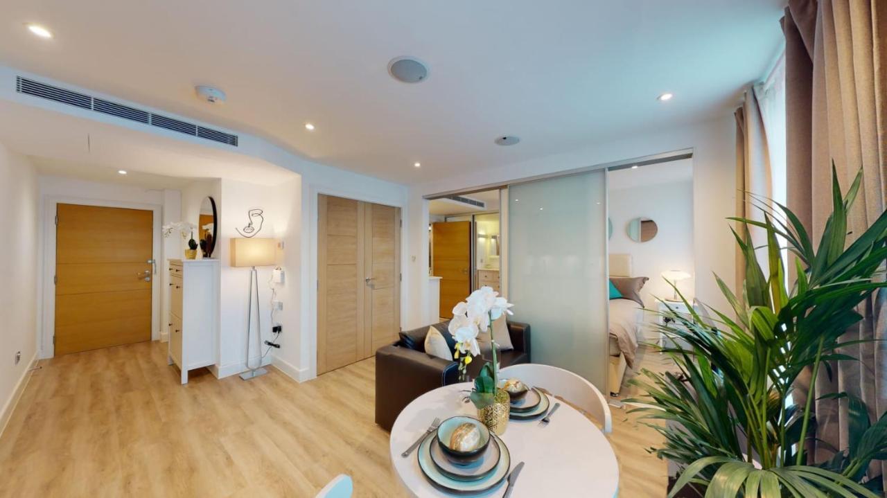 Apartment Executive Luxury One Bedroom In Vauxhall *