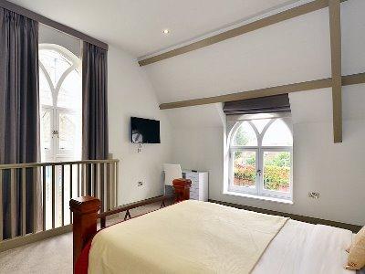 Aparthotel Arch 4*