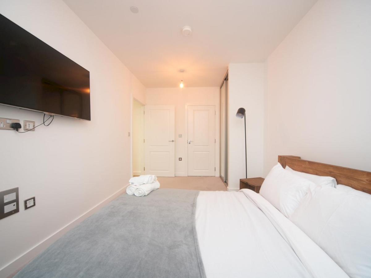 Pass The Keys Breathtaking 2 Bed 2 Bath Greenwich Riverside Flat * London