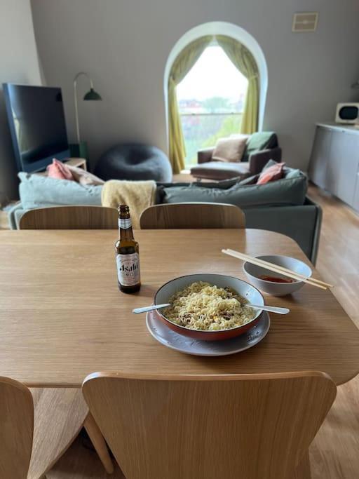 Apartment Peaceful Bright City Hide Away With Parking London