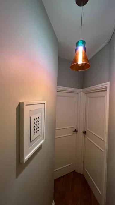 Apartment Peaceful Bright City Hide Away With Parking