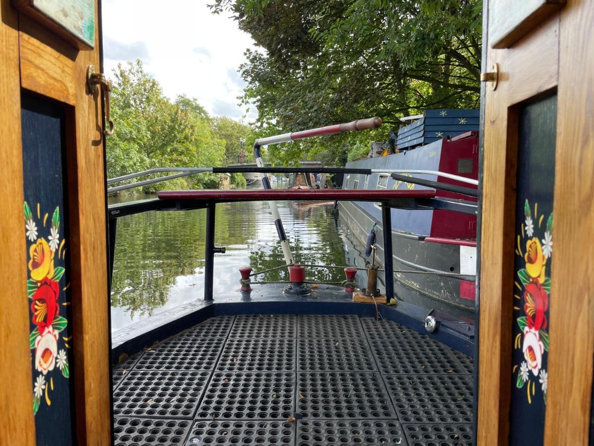 Cosy Canal Boat In Little Venice For Family & Friends Botel