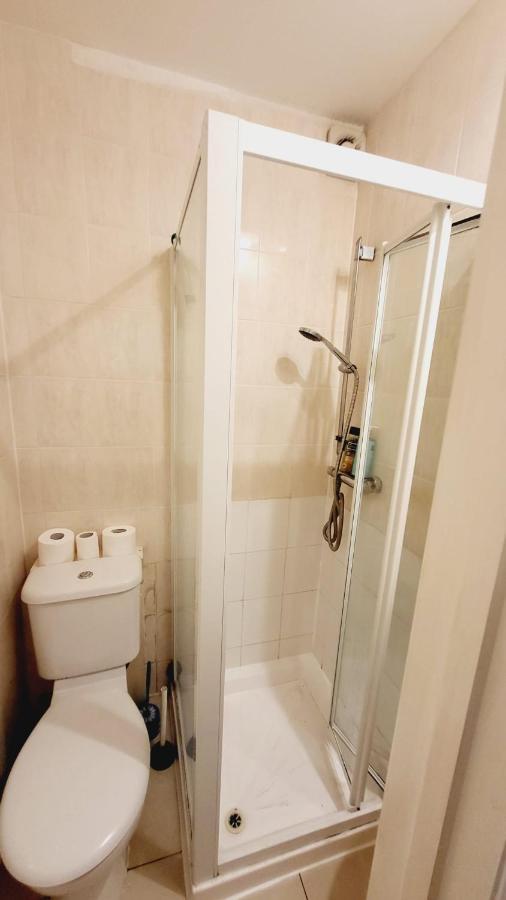 Wembley Guest house London