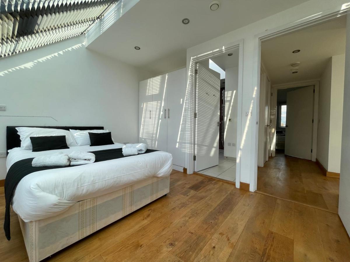 Luxurious Two Bedroom Penthouse *