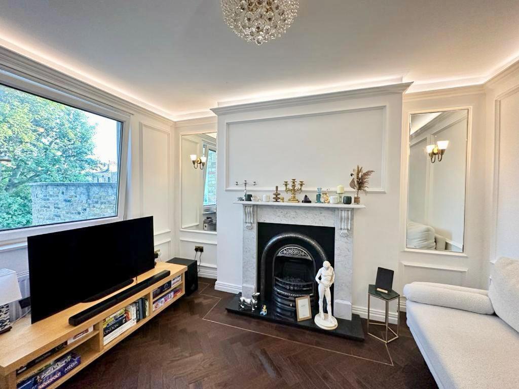 Stunning 2 Bed In Kensington * London