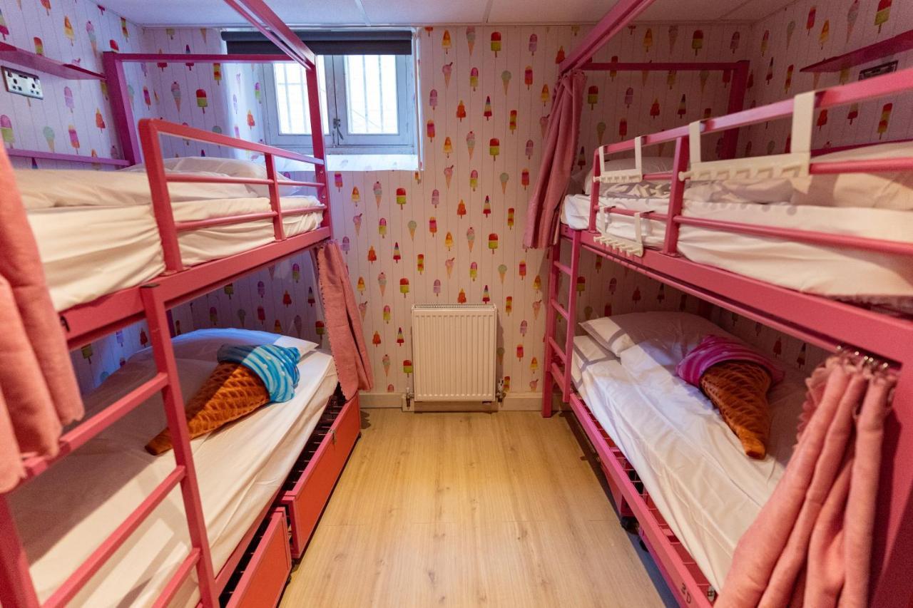 Hostelle - Women Only *