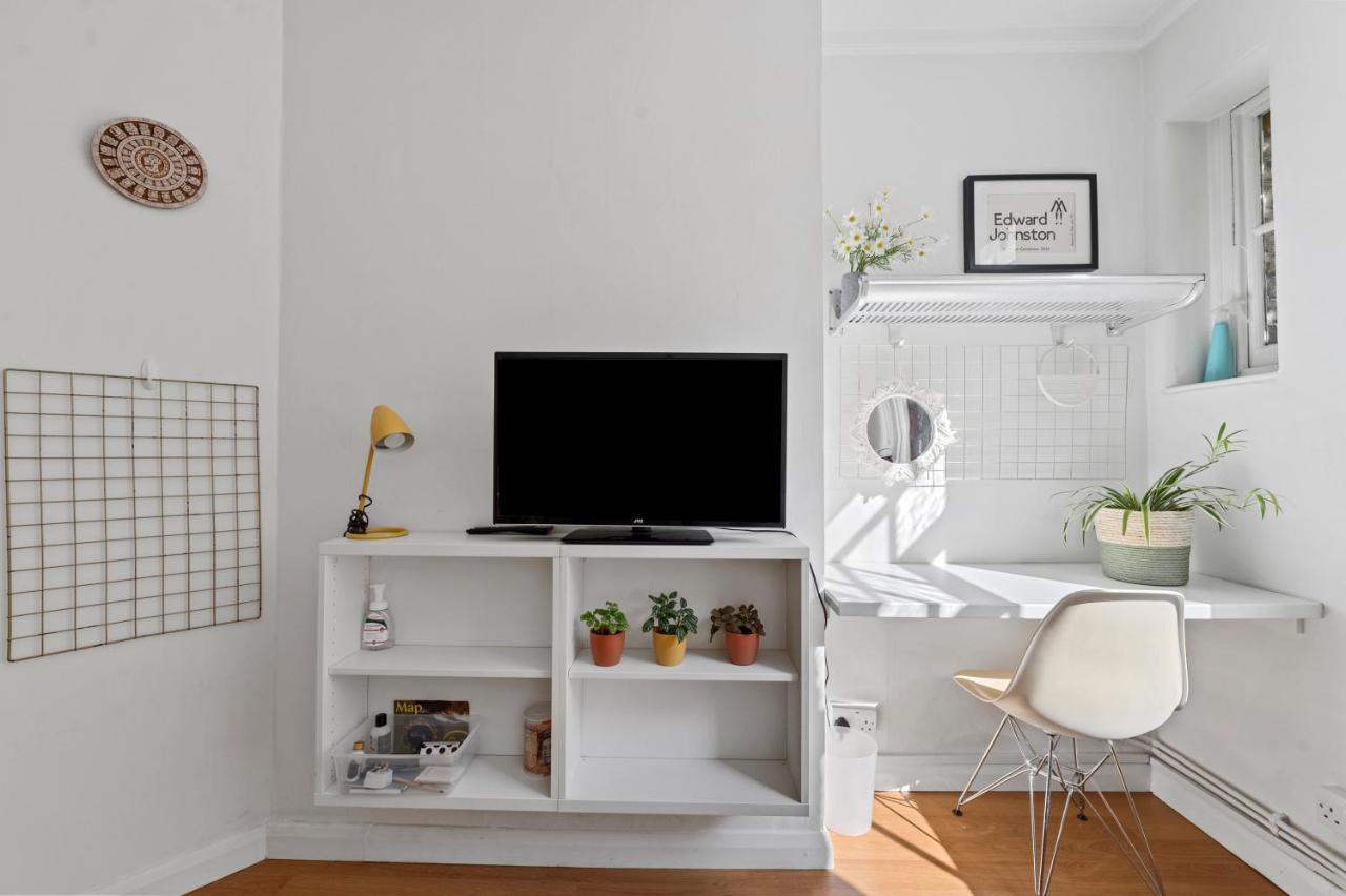 Apartment Cosy Flat In London