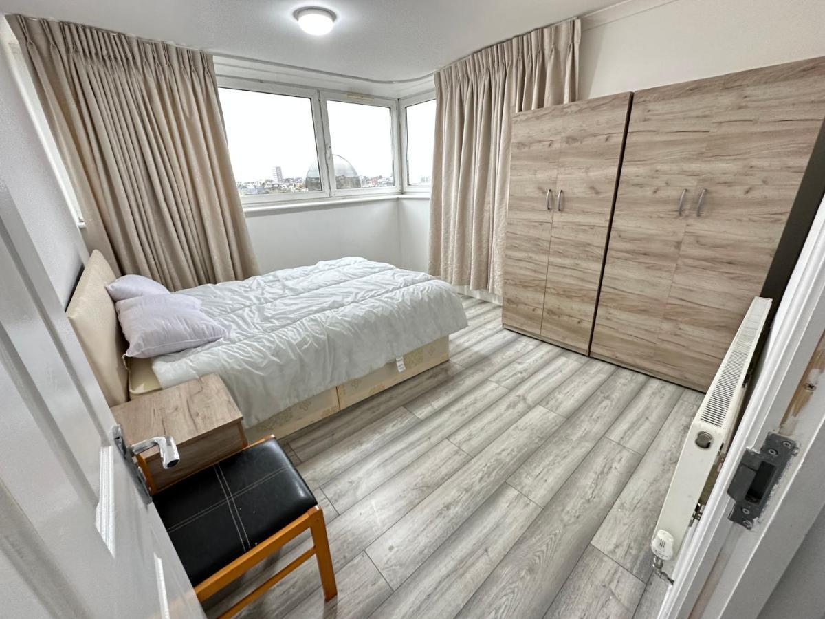 Apartment 3 Bedroom Bayswater London