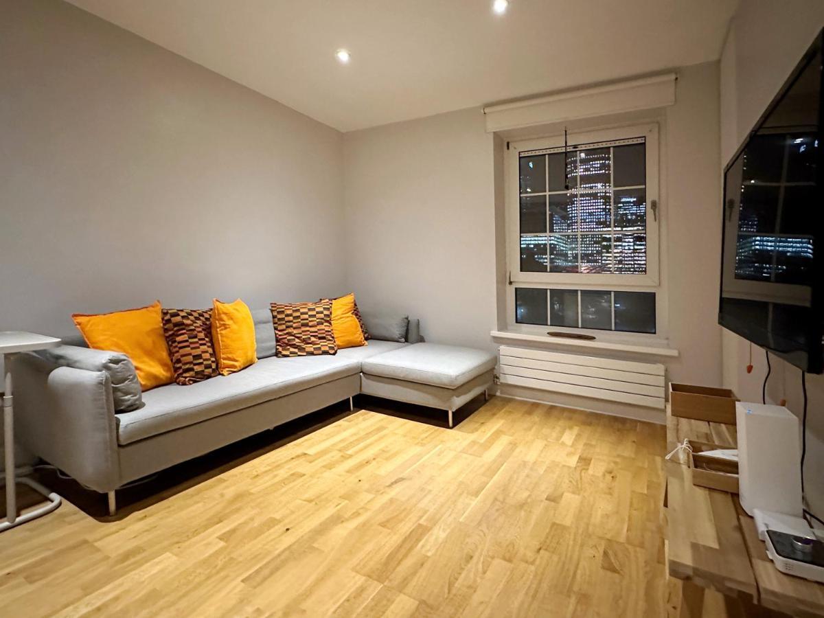 Apartment David's Place In Eastend London