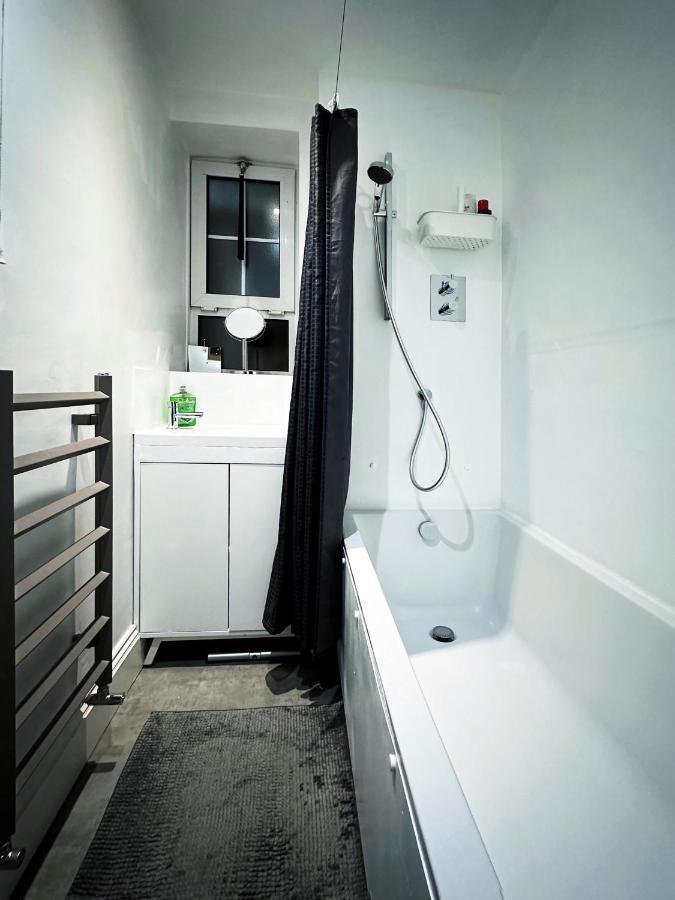 David's Place In Eastend * London