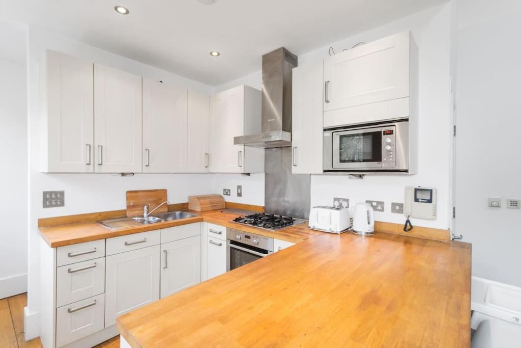 2 Bed Private Townhouse Mews, King's Cross Apartamento *