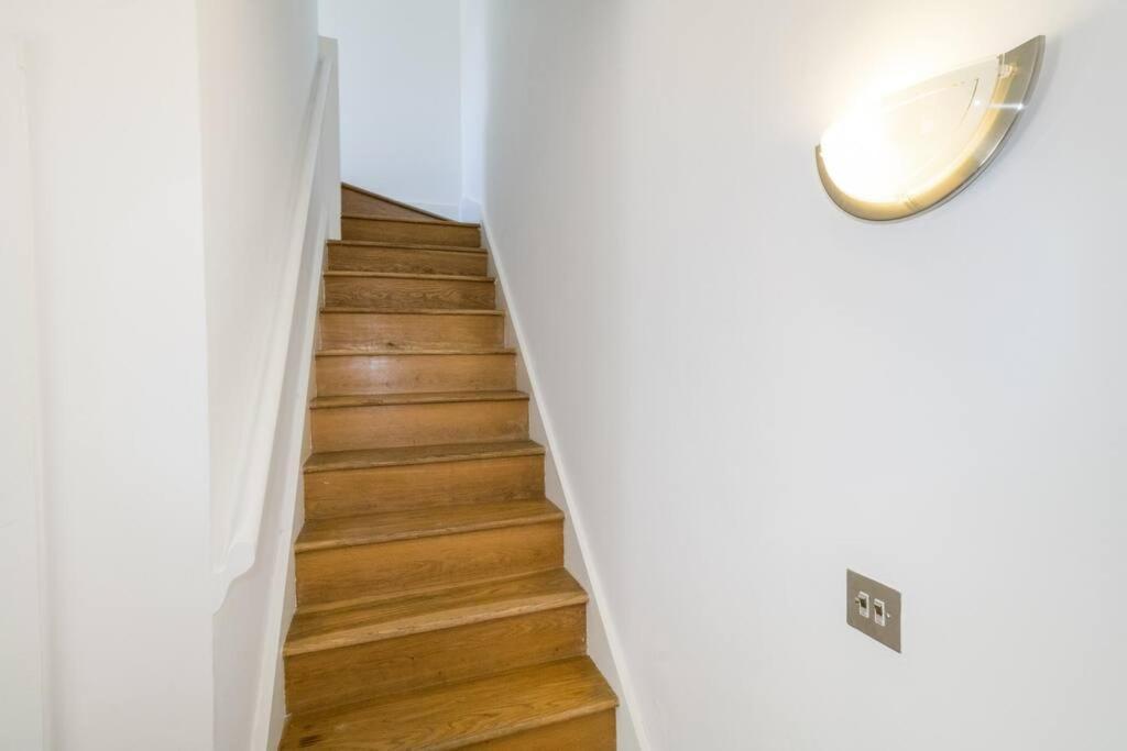 2 Bed Private Townhouse Mews, King's Cross Apartamento Londres