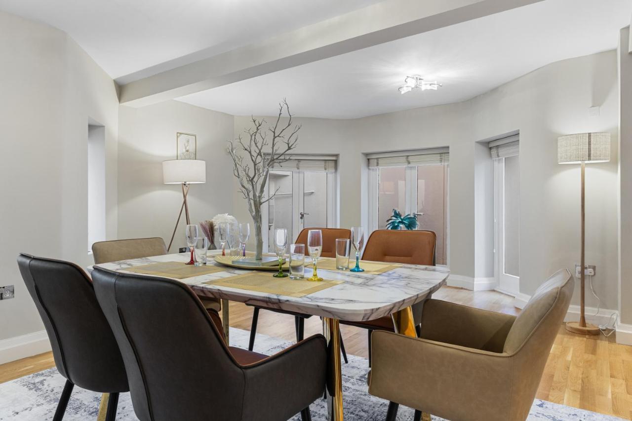 Ultra Massive House By Hyde Park * London
