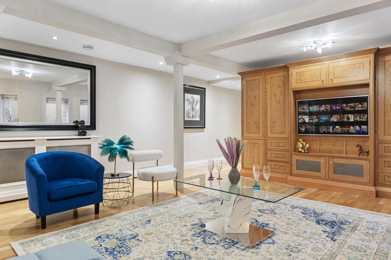 Ultra Massive House By Hyde Park Apartment London