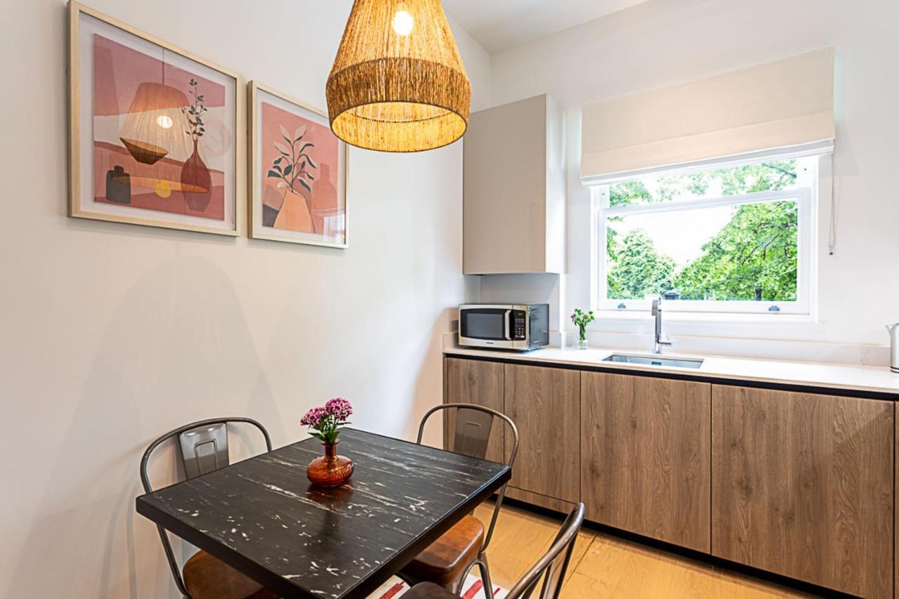 Apartment Stunning Earls Court Flat