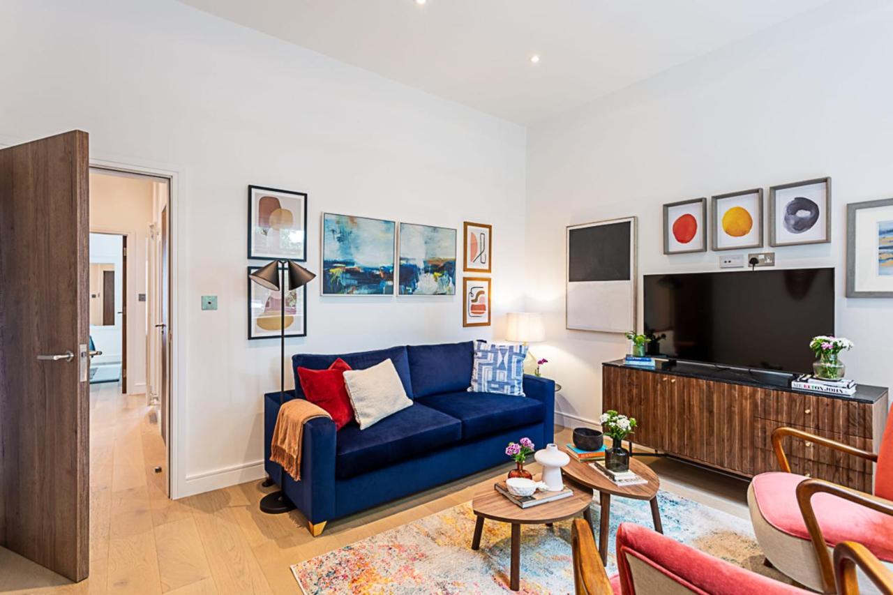 Stunning Earls Court Flat London